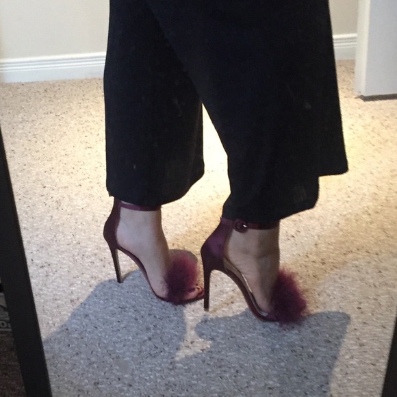 Burgundy High Heels Feather Sandals - Picture 5 of 5